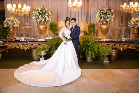 casamento-casar-igreja-cerimonia-noiva-make-salão-maquiagem-vestido-buque-cabelo-espaç0-carro-vestido-atelie-amor-noiva-noivo-madrinha-padrinho-dj-buffet-chacara-brinde-banda-cerimonial-foto-daniel-custodio-uberlandia-minas-gerais-brasil-mundo-fotografo'