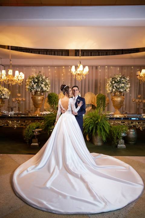 casamento-casar-igreja-cerimonia-noiva-make-salão-maquiagem-vestido-buque-cabelo-espaç0-carro-vestido-atelie-amor-noiva-noivo-madrinha-padrinho-dj-buffet-chacara-brinde-banda-cerimonial-foto-daniel-custodio-uberlandia-minas-gerais-brasil-mundo-fotografo'