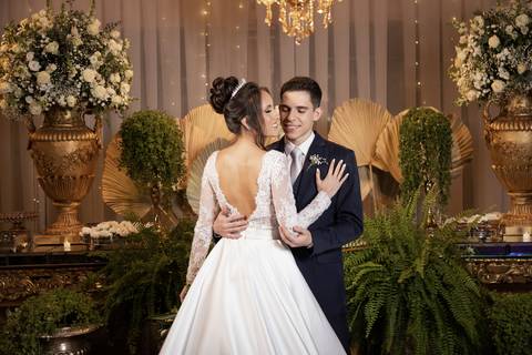 casamento-casar-igreja-cerimonia-noiva-make-salão-maquiagem-vestido-buque-cabelo-espaç0-carro-vestido-atelie-amor-noiva-noivo-madrinha-padrinho-dj-buffet-chacara-brinde-banda-cerimonial-foto-daniel-custodio-uberlandia-minas-gerais-brasil-mundo-fotografo'