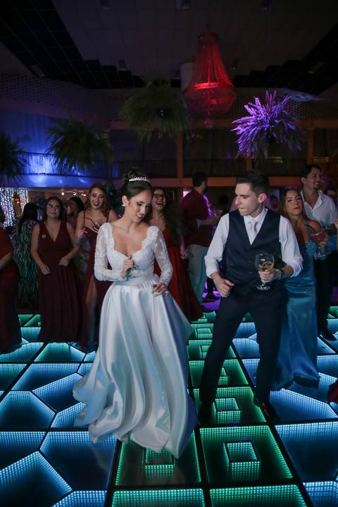 casamento-casar-igreja-cerimonia-noiva-make-salão-maquiagem-vestido-buque-cabelo-espaç0-carro-vestido-atelie-amor-noiva-noivo-madrinha-padrinho-dj-buffet-chacara-brinde-banda-cerimonial-foto-daniel-custodio-uberlandia-minas-gerais-brasil-mundo-fotografo'