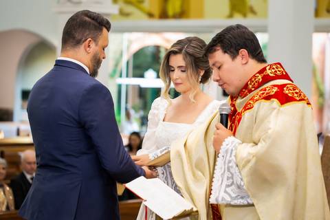 casamento-casar-igreja-cerimonia-noiva-make-salão-maquiagem-vestido-buque-cabelo-espaç0-carro-vestido-atelie-amor-noiva-noivo-madrinha-padrinho-dj-buffet-chacara-brinde-banda-cerimonial-foto-daniel-custodio-uberlandia-minas-gerais-brasil-mundo-fotografo'