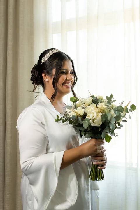 pre-wedding-casamento-ensaio-igreja-cerimonia-noiva-daniel-custodio-fotografias-de-casamento-uberlandia-fotografo-cerimonial-por-do-sol-vestido-terno-atelie-buque-buffet-chacara-banda-uberlandia-minas-gerais-goias-aragauri-brasil-chacara-pista-de dança-'