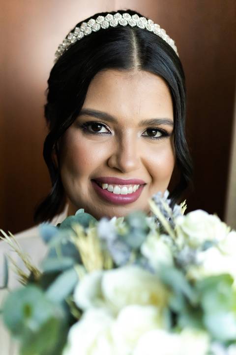 pre-wedding-casamento-ensaio-igreja-cerimonia-noiva-daniel-custodio-fotografias-de-casamento-uberlandia-fotografo-cerimonial-por-do-sol-vestido-terno-atelie-buque-buffet-chacara-banda-uberlandia-minas-gerais-goias-aragauri-brasil-chacara-pista-de dança-'