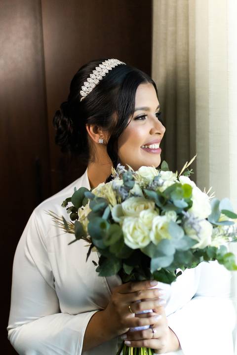 pre-wedding-casamento-ensaio-igreja-cerimonia-noiva-daniel-custodio-fotografias-de-casamento-uberlandia-fotografo-cerimonial-por-do-sol-vestido-terno-atelie-buque-buffet-chacara-banda-uberlandia-minas-gerais-goias-aragauri-brasil-chacara-pista-de dança-'