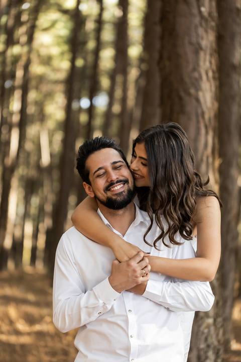 pre-wedding-casamento-ensaio-igreja-cerimonia-noiva-daniel-custodio-fotografias-de-casamento-uberlandia-fotografo-cerimonial-por-do-sol-vestido-terno-atelie-buque-buffet-chacara-banda-uberlandia-minas-gerais-goias-aragauri-brasil-chacara-pista-de dança-'