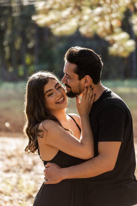 pre-wedding-casamento-ensaio-igreja-cerimonia-noiva-daniel-custodio-fotografias-de-casamento-uberlandia-fotografo-cerimonial-por-do-sol-vestido-terno-atelie-buque-buffet-chacara-banda-uberlandia-minas-gerais-goias-aragauri-brasil-chacara-pista-de dança-'