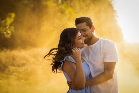 pre-wedding-casamento-ensaio-igreja-cerimonia-noiva-daniel-custodio-fotografias-de-casamento-uberlandia-fotografo-cerimonial-por-do-sol-vestido-terno-atelie-buque-buffet-chacara-banda-uberlandia-minas-gerais-goias-aragauri-brasil-chacara-pista-de dança-'