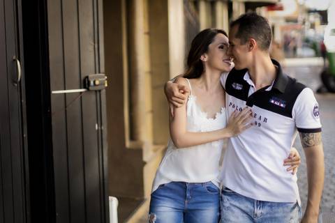 pre-wedding-casamento-ensaio-igreja-cerimonia-noiva-daniel-custodio-fotografias-de-casamento-uberlandia-fotografo-cerimonial-por-do-sol-vestido-terno-atelie-buque-buffet-chacara-banda-uberlandia-minas-gerais-goias-aragauri-brasil-chacara-pista-de dança-'