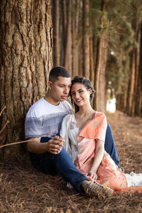 pre-wedding-casamento-ensaio-igreja-cerimonia-noiva-daniel-custodio-fotografias-de-casamento-uberlandia-fotografo-cerimonial-por-do-sol-vestido-terno-atelie-buque-buffet-chacara-banda-uberlandia-minas-gerais-goias-aragauri-brasil-chacara-pista-de dança-'