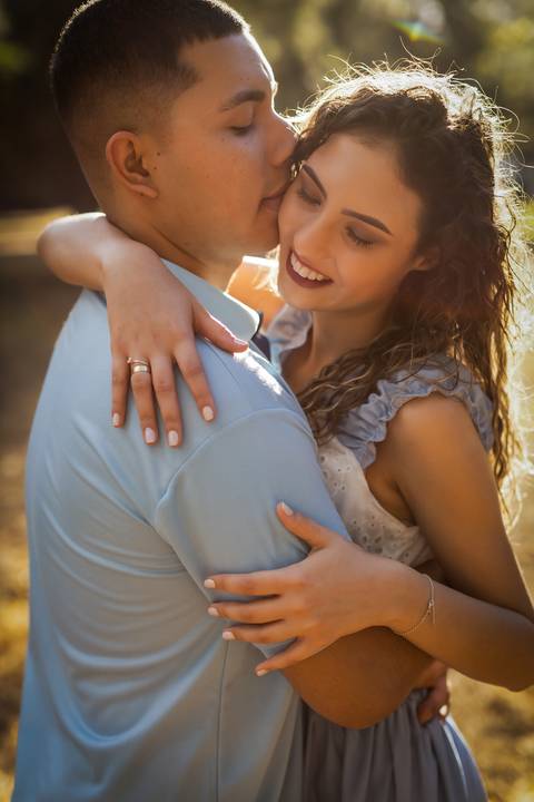 pre-wedding-casamento-ensaio-igreja-cerimonia-noiva-daniel-custodio-fotografias-de-casamento-uberlandia-fotografo-cerimonial-por-do-sol-vestido-terno-atelie-buque-buffet-chacara-banda-uberlandia-minas-gerais-goias-aragauri-brasil-chacara-pista-de dança-'