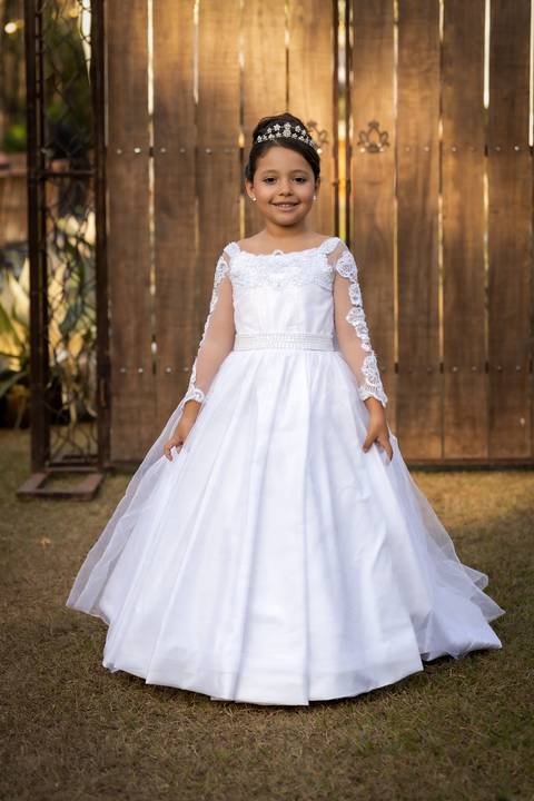 pre-wedding-casamento-ensaio-igreja-cerimonia-noiva-daniel-custodio-fotografias-de-casamento-uberlandia-fotografo-cerimonial-por-do-sol-vestido-terno-atelie-buque-buffet-chacara-banda-uberlandia-minas-gerais-goias-aragauri-brasil-chacara-pista-de dança-'