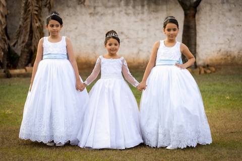 pre-wedding-casamento-ensaio-igreja-cerimonia-noiva-daniel-custodio-fotografias-de-casamento-uberlandia-fotografo-cerimonial-por-do-sol-vestido-terno-atelie-buque-buffet-chacara-banda-uberlandia-minas-gerais-goias-aragauri-brasil-chacara-pista-de dança-'