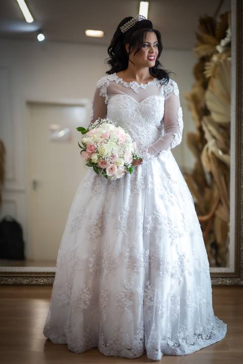 pre-wedding-casamento-ensaio-igreja-cerimonia-noiva-daniel-custodio-fotografias-de-casamento-uberlandia-fotografo-cerimonial-por-do-sol-vestido-terno-atelie-buque-buffet-chacara-banda-uberlandia-minas-gerais-goias-aragauri-brasil-chacara-pista-de dança-'