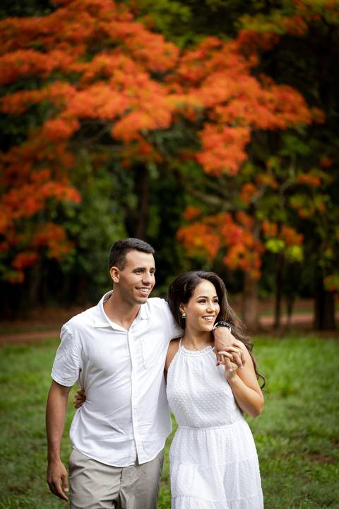 pre-wedding-ensaio-casar-casamento-foto-fotografo-noiva-vestido-buque-make-pistadedança-cerimonia-cerimonial-ternoparanoivo-madrinha-padrinho-daminha-aliança-cartorio-civil-buffet-dj-igreja-padre-chacara-pordosol-bandaparacasamento-danielcustodiofotografo'