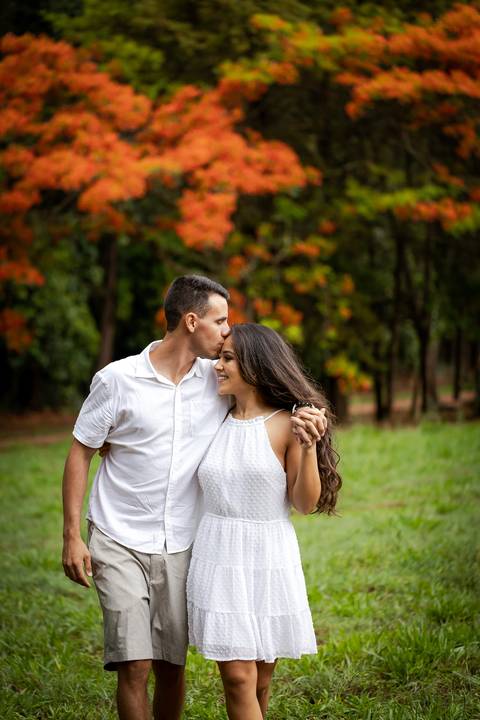 pre-wedding-ensaio-casar-casamento-foto-fotografo-noiva-vestido-buque-make-pistadedança-cerimonia-cerimonial-ternoparanoivo-madrinha-padrinho-daminha-aliança-cartorio-civil-buffet-dj-igreja-padre-chacara-pordosol-bandaparacasamento-danielcustodiofotografo'