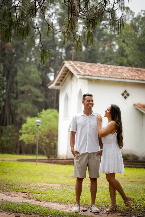 pre-wedding-ensaio-casar-casamento-foto-fotografo-noiva-vestido-buque-make-pistadedança-cerimonia-cerimonial-ternoparanoivo-madrinha-padrinho-daminha-aliança-cartorio-civil-buffet-dj-igreja-padre-chacara-pordosol-bandaparacasamento-danielcustodiofotografo'