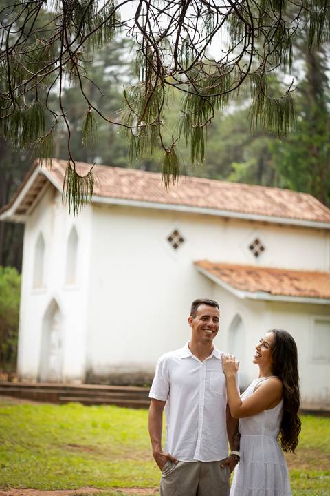 pre-wedding-ensaio-casar-casamento-foto-fotografo-noiva-vestido-buque-make-pistadedança-cerimonia-cerimonial-ternoparanoivo-madrinha-padrinho-daminha-aliança-cartorio-civil-buffet-dj-igreja-padre-chacara-pordosol-bandaparacasamento-danielcustodiofotografo'