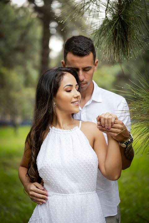 pre-wedding-ensaio-casar-casamento-foto-fotografo-noiva-vestido-buque-make-pistadedança-cerimonia-cerimonial-ternoparanoivo-madrinha-padrinho-daminha-aliança-cartorio-civil-buffet-dj-igreja-padre-chacara-pordosol-bandaparacasamento-danielcustodiofotografo'