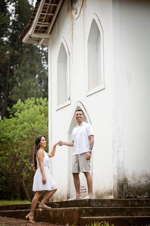 pre-wedding-ensaio-casar-casamento-foto-fotografo-noiva-vestido-buque-make-pistadedança-cerimonia-cerimonial-ternoparanoivo-madrinha-padrinho-daminha-aliança-cartorio-civil-buffet-dj-igreja-padre-chacara-pordosol-bandaparacasamento-danielcustodiofotografo'