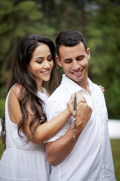 pre-wedding-ensaio-casar-casamento-foto-fotografo-noiva-vestido-buque-make-pistadedança-cerimonia-cerimonial-ternoparanoivo-madrinha-padrinho-daminha-aliança-cartorio-civil-buffet-dj-igreja-padre-chacara-pordosol-bandaparacasamento-danielcustodiofotografo'