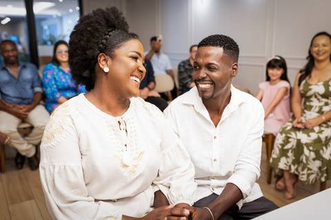 casamento-casar-cerimonia-civil-cartorio-noiva-noivo-certidão-maquiagem-make-pai-mãe-padrinha-padrinho-aliança-foto-fotografo-fotografias-buque-uberlandia-minas-gerais-recepção-cerimonial-fotos-ensaio-pre-wedding-love-vestido-terno-atelie-daniel-custodio'