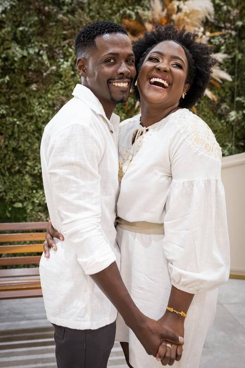 casamento-casar-cerimonia-civil-cartorio-noiva-noivo-certidão-maquiagem-make-pai-mãe-padrinha-padrinho-aliança-foto-fotografo-fotografias-buque-uberlandia-minas-gerais-recepção-cerimonial-fotos-ensaio-pre-wedding-love-vestido-terno-atelie-daniel-custodio'