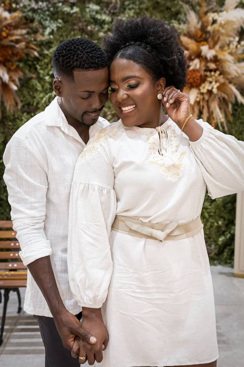 casamento-casar-cerimonia-civil-cartorio-noiva-noivo-certidão-maquiagem-make-pai-mãe-padrinha-padrinho-aliança-foto-fotografo-fotografias-buque-uberlandia-minas-gerais-recepção-cerimonial-fotos-ensaio-pre-wedding-love-vestido-terno-atelie-daniel-custodio'