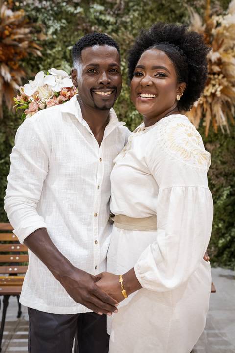 casamento-casar-cerimonia-civil-cartorio-noiva-noivo-certidão-maquiagem-make-pai-mãe-padrinha-padrinho-aliança-foto-fotografo-fotografias-buque-uberlandia-minas-gerais-recepção-cerimonial-fotos-ensaio-pre-wedding-love-vestido-terno-atelie-daniel-custodio'
