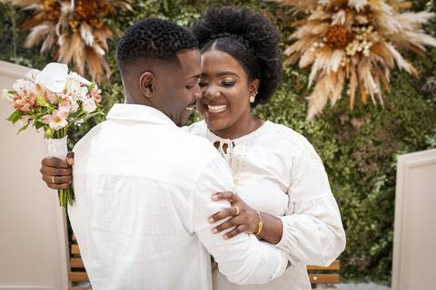 casamento-casar-cerimonia-civil-cartorio-noiva-noivo-certidão-maquiagem-make-pai-mãe-padrinha-padrinho-aliança-foto-fotografo-fotografias-buque-uberlandia-minas-gerais-recepção-cerimonial-fotos-ensaio-pre-wedding-love-vestido-terno-atelie-daniel-custodio'