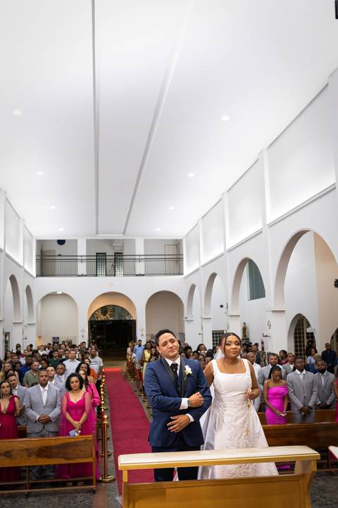 pre-wedding-casamento-ensaio-noiva-noivo-vestido-terno-make-maquiagem-civil-buque-cerimonia-cerimonial-foto-fotografo-retrato-igreja-madrinha-padrinho-dj-buffet-daniel-custodio-uberlandia-minas-gerais-por-do-sol-amor-aliança-fotos-anel-noivado-chacara-lov'