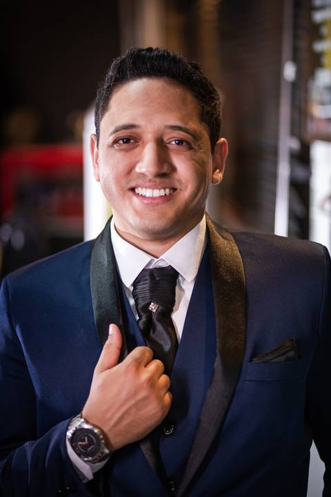 pre-wedding-casamento-ensaio-noiva-noivo-vestido-terno-make-maquiagem-civil-buque-cerimonia-cerimonial-foto-fotografo-retrato-igreja-madrinha-padrinho-dj-buffet-daniel-custodio-uberlandia-minas-gerais-por-do-sol-amor-aliança-fotos-anel-noivado-chacara-lov'