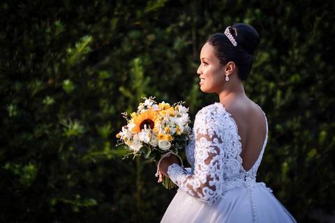 pre-wedding-casamento-ensaio-noiva-noivo-vestido-terno-make-maquiagem-civil-buque-cerimonia-cerimonial-foto-fotografo-retrato-igreja-madrinha-padrinho-dj-buffet-daniel-custodio-uberlandia-minas-gerais-por-do-sol-amor-aliança-fotos-anel-noivado-chacara-lov'