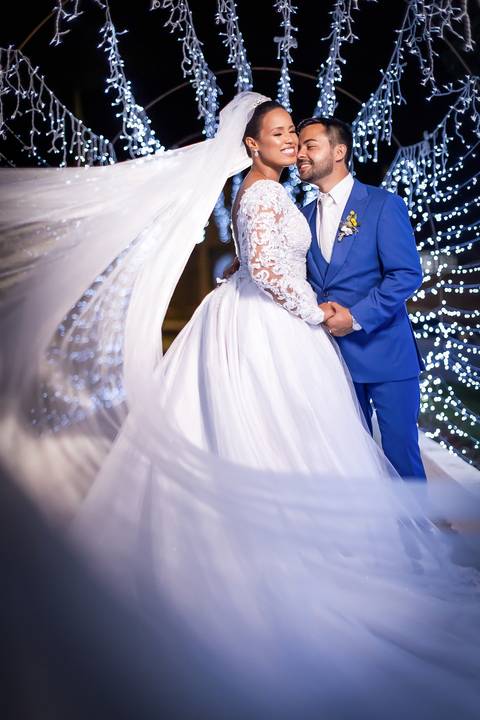 pre-wedding-casamento-ensaio-noiva-noivo-vestido-terno-make-maquiagem-civil-buque-cerimonia-cerimonial-foto-fotografo-retrato-igreja-madrinha-padrinho-dj-buffet-daniel-custodio-uberlandia-minas-gerais-por-do-sol-amor-aliança-fotos-anel-noivado-chacara-lov'