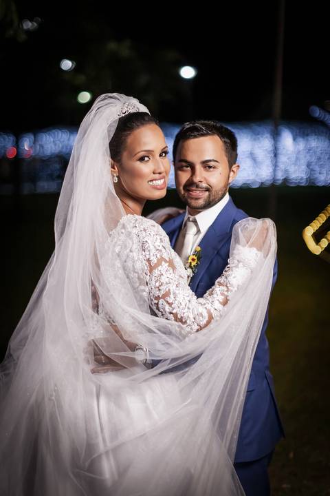 pre-wedding-casamento-ensaio-noiva-noivo-vestido-terno-make-maquiagem-civil-buque-cerimonia-cerimonial-foto-fotografo-retrato-igreja-madrinha-padrinho-dj-buffet-daniel-custodio-uberlandia-minas-gerais-por-do-sol-amor-aliança-fotos-anel-noivado-chacara-lov'