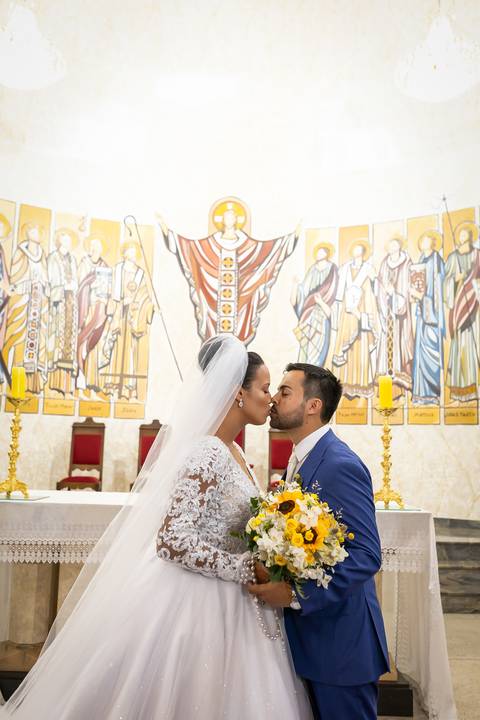 pre-wedding-casamento-ensaio-noiva-noivo-vestido-terno-make-maquiagem-civil-buque-cerimonia-cerimonial-foto-fotografo-retrato-igreja-madrinha-padrinho-dj-buffet-daniel-custodio-uberlandia-minas-gerais-por-do-sol-amor-aliança-fotos-anel-noivado-chacara-lov'