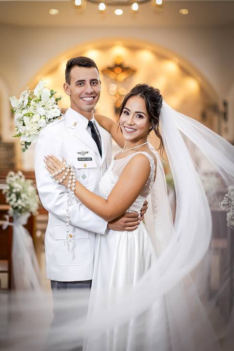 pre-wedding-casamento-ensaio-noiva-noivo-vestido-terno-make-maquiagem-civil-buque-cerimonia-cerimonial-foto-fotografo-retrato-igreja-madrinha-padrinho-dj-buffet-daniel-custodio-uberlandia-minas-gerais-por-do-sol-amor-aliança-fotos-anel-noivado-chacara-lov'