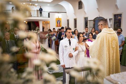 pre-wedding-casamento-ensaio-noiva-noivo-vestido-terno-make-maquiagem-civil-buque-cerimonia-cerimonial-foto-fotografo-retrato-igreja-madrinha-padrinho-dj-buffet-daniel-custodio-uberlandia-minas-gerais-por-do-sol-amor-aliança-fotos-anel-noivado-chacara-lov'