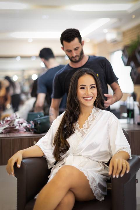 pre-wedding-casamento-ensaio-noiva-noivo-vestido-terno-make-maquiagem-civil-buque-cerimonia-cerimonial-foto-fotografo-retrato-igreja-madrinha-padrinho-dj-buffet-daniel-custodio-uberlandia-minas-gerais-por-do-sol-amor-aliança-fotos-anel-noivado-chacara-lov'