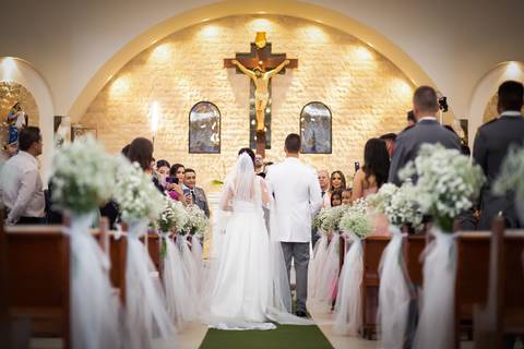 pre-wedding-casamento-ensaio-noiva-noivo-vestido-terno-make-maquiagem-civil-buque-cerimonia-cerimonial-foto-fotografo-retrato-igreja-madrinha-padrinho-dj-buffet-daniel-custodio-uberlandia-minas-gerais-por-do-sol-amor-aliança-fotos-anel-noivado-chacara-lov'