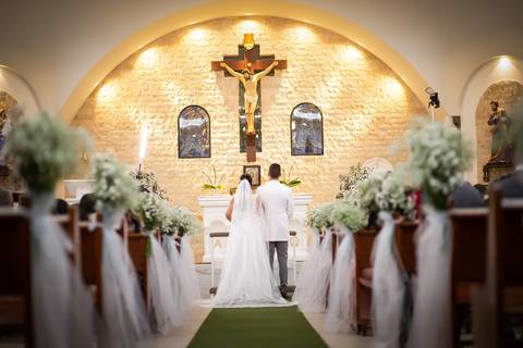 pre-wedding-casamento-ensaio-noiva-noivo-vestido-terno-make-maquiagem-civil-buque-cerimonia-cerimonial-foto-fotografo-retrato-igreja-madrinha-padrinho-dj-buffet-daniel-custodio-uberlandia-minas-gerais-por-do-sol-amor-aliança-fotos-anel-noivado-chacara-lov'