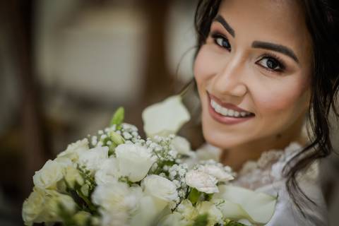 pre-wedding-casamento-ensaio-noiva-noivo-vestido-terno-make-maquiagem-civil-buque-cerimonia-cerimonial-foto-fotografo-retrato-igreja-madrinha-padrinho-dj-buffet-daniel-custodio-uberlandia-minas-gerais-por-do-sol-amor-aliança-fotos-anel-noivado-chacara-lov'