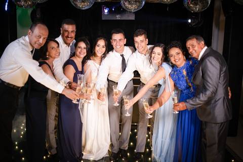 pre-wedding-casamento-ensaio-noiva-noivo-vestido-terno-make-maquiagem-civil-buque-cerimonia-cerimonial-foto-fotografo-retrato-igreja-madrinha-padrinho-dj-buffet-daniel-custodio-uberlandia-minas-gerais-por-do-sol-amor-aliança-fotos-anel-noivado-chacara-lov'