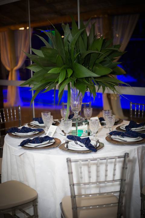 pre-wedding-casamento-ensaio-noiva-noivo-vestido-terno-make-maquiagem-civil-buque-cerimonia-cerimonial-foto-fotografo-retrato-igreja-madrinha-padrinho-dj-buffet-daniel-custodio-uberlandia-minas-gerais-por-do-sol-amor-aliança-fotos-anel-noivado-chacara-lov'