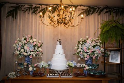 pre-wedding-casamento-ensaio-noiva-noivo-vestido-terno-make-maquiagem-civil-buque-cerimonia-cerimonial-foto-fotografo-retrato-igreja-madrinha-padrinho-dj-buffet-daniel-custodio-uberlandia-minas-gerais-por-do-sol-amor-aliança-fotos-anel-noivado-chacara-lov'