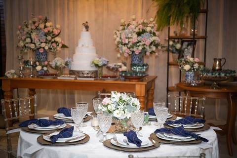 pre-wedding-casamento-ensaio-noiva-noivo-vestido-terno-make-maquiagem-civil-buque-cerimonia-cerimonial-foto-fotografo-retrato-igreja-madrinha-padrinho-dj-buffet-daniel-custodio-uberlandia-minas-gerais-por-do-sol-amor-aliança-fotos-anel-noivado-chacara-lov'