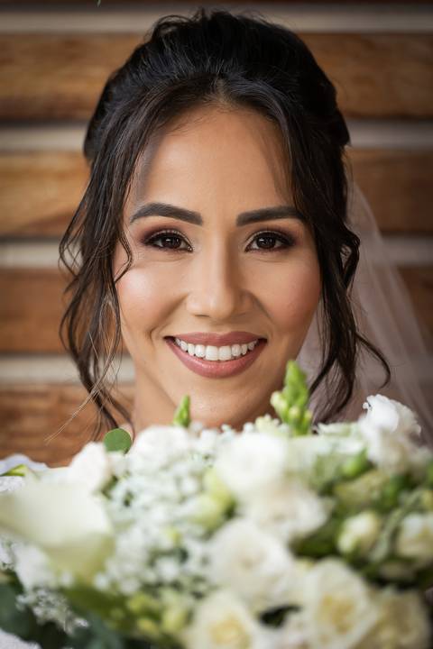 pre-wedding-casamento-ensaio-noiva-noivo-vestido-terno-make-maquiagem-civil-buque-cerimonia-cerimonial-foto-fotografo-retrato-igreja-madrinha-padrinho-dj-buffet-daniel-custodio-uberlandia-minas-gerais-por-do-sol-amor-aliança-fotos-anel-noivado-chacara-lov'