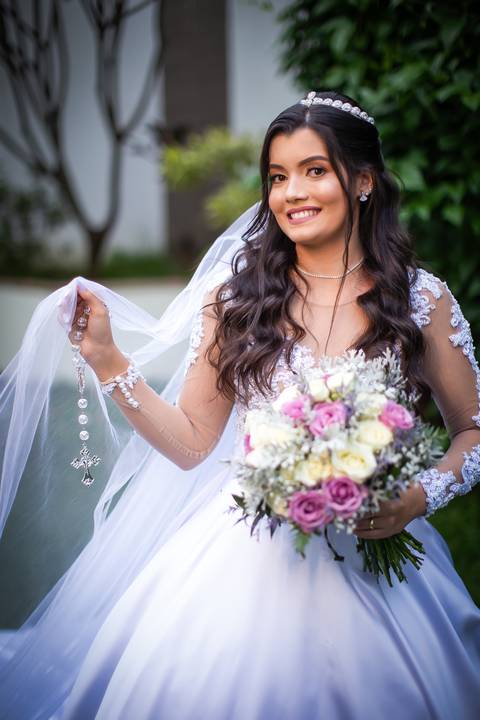 casamento-noivo-make-barbearia-noiva-love-atelie-vestido-terno-maquiagem-casamento-blidado-buque-padrinho-madrinha-fotos-fotografias-retrato-igreja-festa-recepção-daniel-custodio-amor-love-dança-pre-wedding-dj-buffet-cerimonial-filmagem-pista-dança-love'