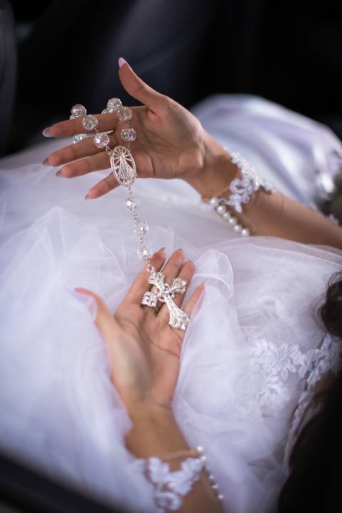 casamento-noivo-make-barbearia-noiva-love-atelie-vestido-terno-maquiagem-casamento-blidado-buque-padrinho-madrinha-fotos-fotografias-retrato-igreja-festa-recepção-daniel-custodio-amor-love-dança-pre-wedding-dj-buffet-cerimonial-filmagem-pista-dança-love'