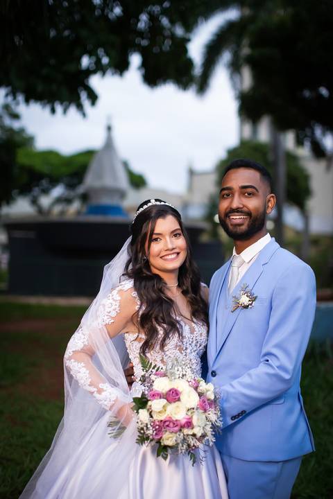 casamento-noivo-make-barbearia-noiva-love-atelie-vestido-terno-maquiagem-casamento-blidado-buque-padrinho-madrinha-fotos-fotografias-retrato-igreja-festa-recepção-daniel-custodio-amor-love-dança-pre-wedding-dj-buffet-cerimonial-filmagem-pista-dança-love'