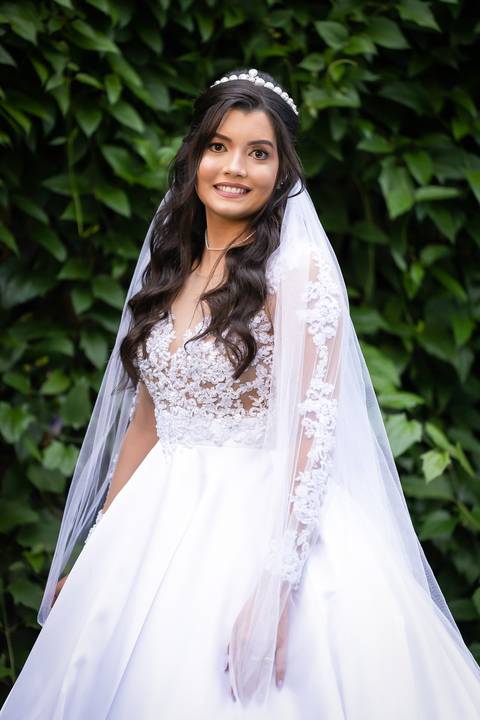 casamento-noivo-make-barbearia-noiva-love-atelie-vestido-terno-maquiagem-casamento-blidado-buque-padrinho-madrinha-fotos-fotografias-retrato-igreja-festa-recepção-daniel-custodio-amor-love-dança-pre-wedding-dj-buffet-cerimonial-filmagem-pista-dança-love'